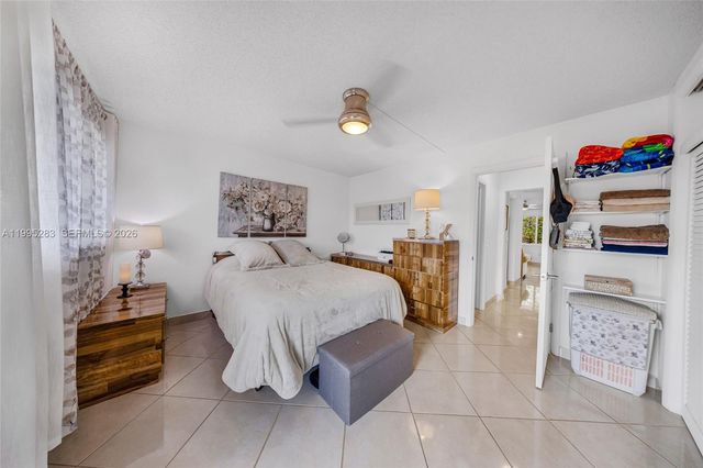 1015 SW 11th Ave 15K, Hallandale Beach, FL 33009