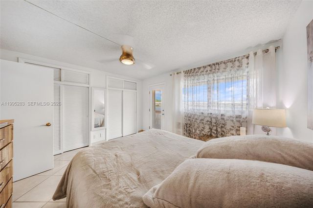 1015 SW 11th Ave 15K, Hallandale Beach, FL 33009