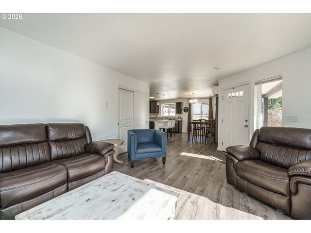 24307 Ne 232ND Ave, Battle Ground, WA 98604