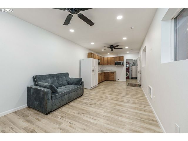 24307 Ne 232ND Ave, Battle Ground, WA 98604