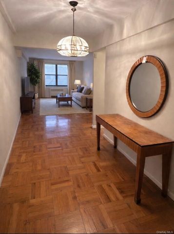 32-23 90th Street 103, East Elmhurst, NY 11369