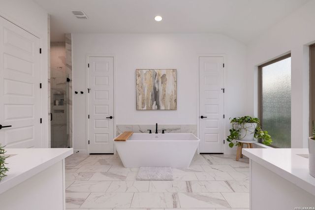 1214 Stone Gully, New Braunfels, TX 78132