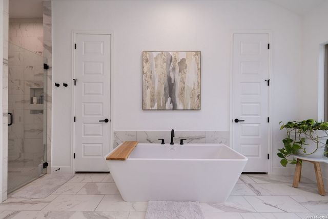 1214 Stone Gully, New Braunfels, TX 78132