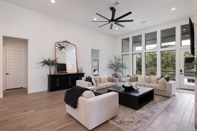 1214 Stone Gully, New Braunfels, TX 78132