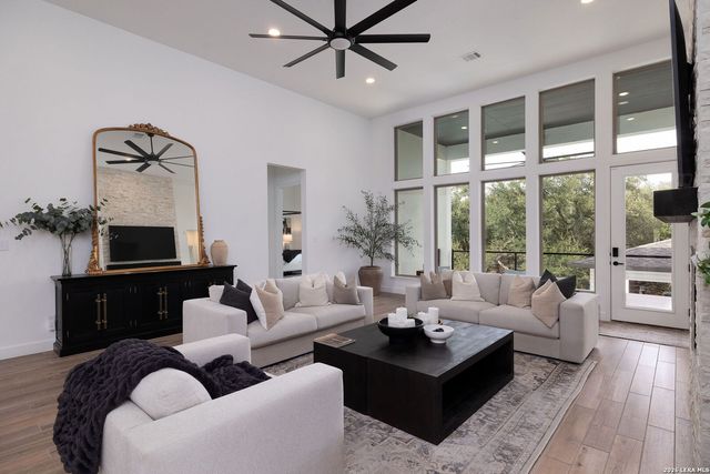 1214 Stone Gully, New Braunfels, TX 78132