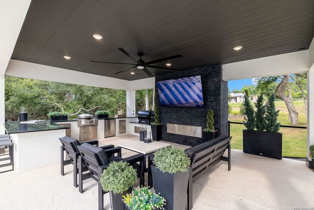 1214 Stone Gully, New Braunfels, TX 78132