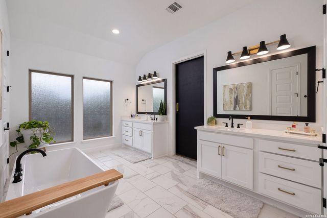 1214 Stone Gully, New Braunfels, TX 78132