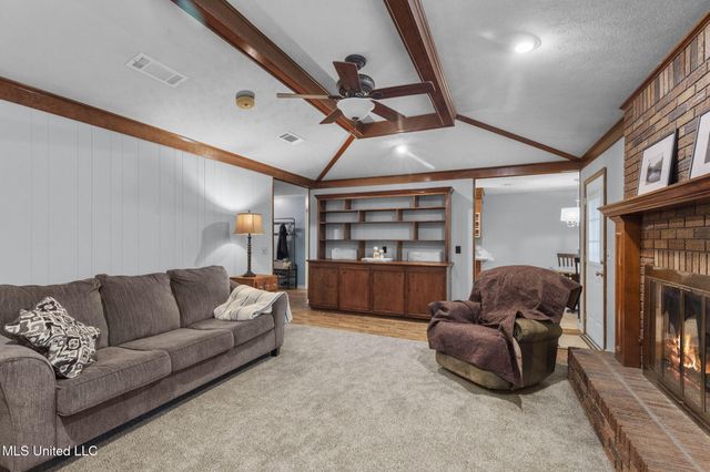 95 Sunline Drive, Brandon, MS 39042