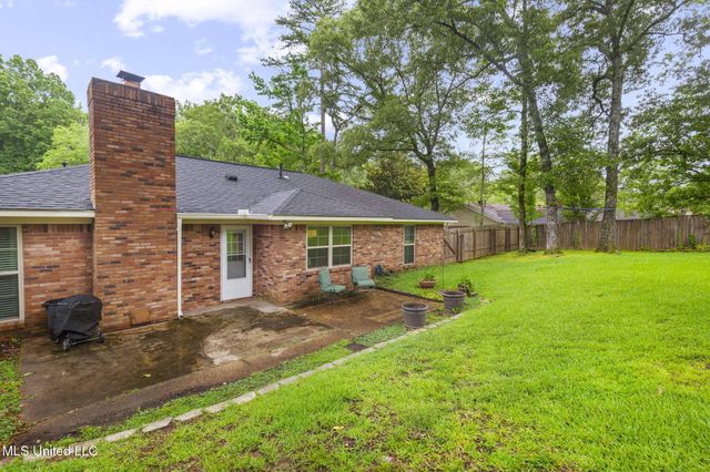 95 Sunline Drive, Brandon, MS 39042