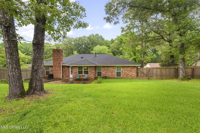 95 Sunline Drive, Brandon, MS 39042