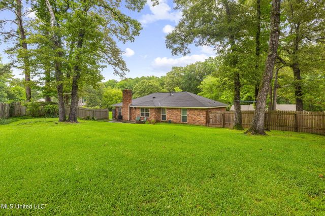 95 Sunline Drive, Brandon, MS 39042