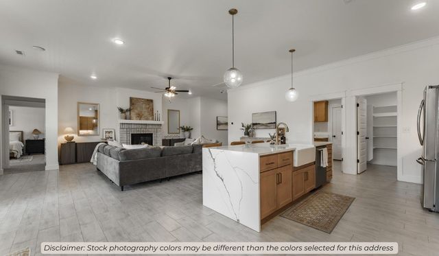 934 Woodbridge Drive, Farmington, AR 72730