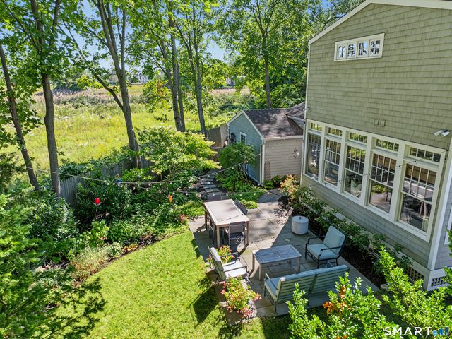 233 Beaumont Street, Fairfield, CT 06824