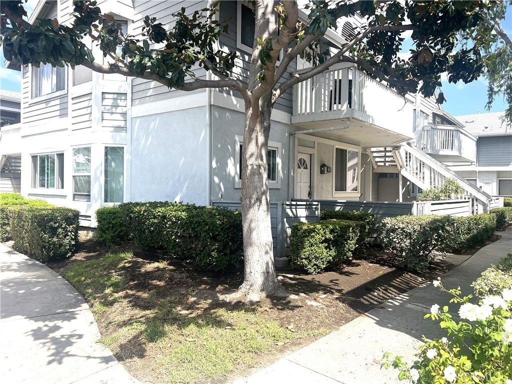 391 Huntington, Irvine, CA 92620 — exterior