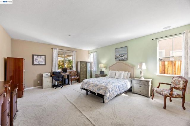 37338 Fowler St, Newark, CA 94560
