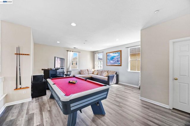 37338 Fowler St, Newark, CA 94560