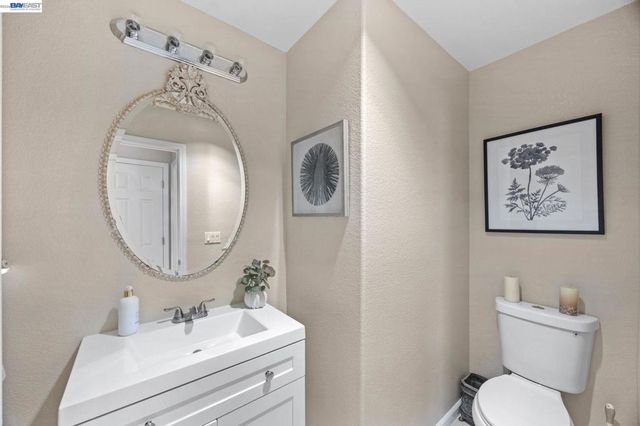 37338 Fowler St, Newark, CA 94560