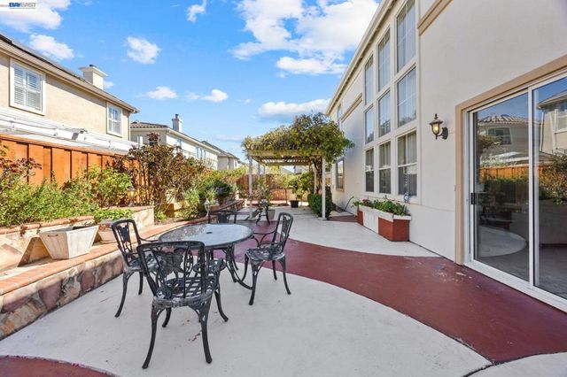 37338 Fowler St, Newark, CA 94560