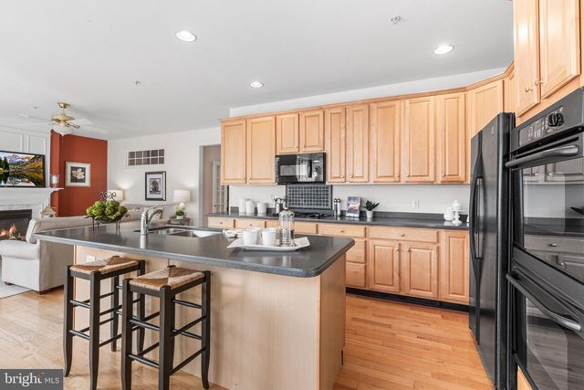 615 WILTSHIRE LN, Newtown Square, PA 19073