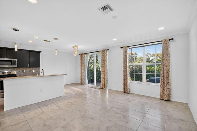 4545 Tara Cove Way, West Palm Beach, FL 33417