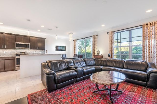 4545 Tara Cove Way, West Palm Beach, FL 33417