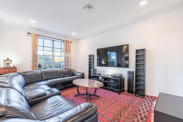 4545 Tara Cove Way, West Palm Beach, FL 33417