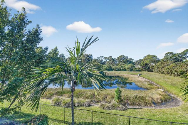 4545 Tara Cove Way, West Palm Beach, FL 33417