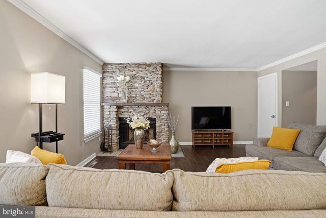 7002 SCOTCH DR, Laurel, MD 20707