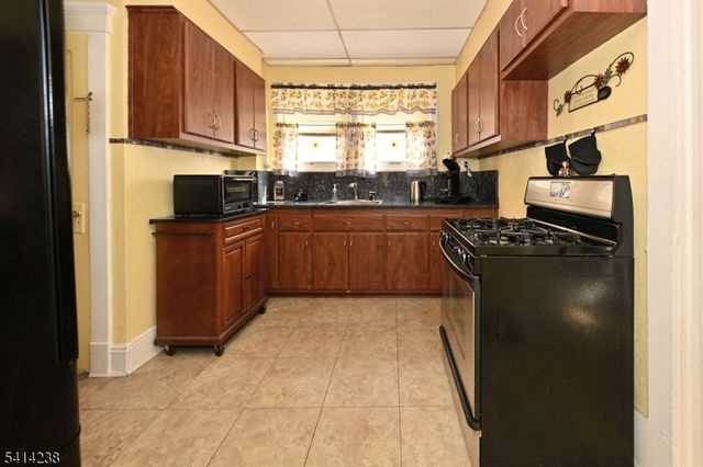 99 Christie St, Ridgefield Park Village, NJ 07660