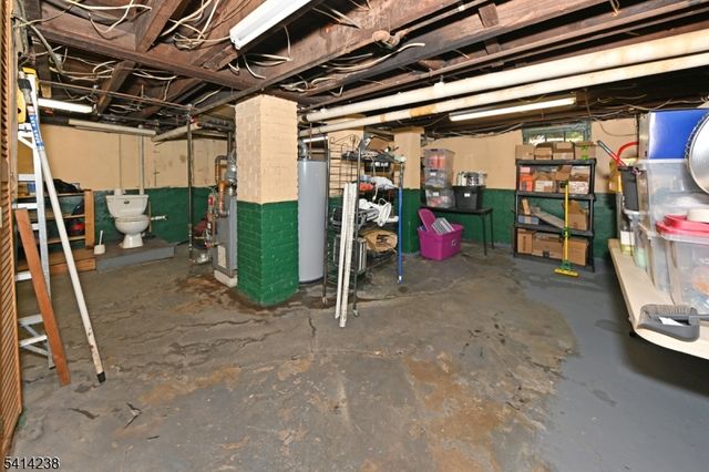 99 Christie St, Ridgefield Park Village, NJ 07660