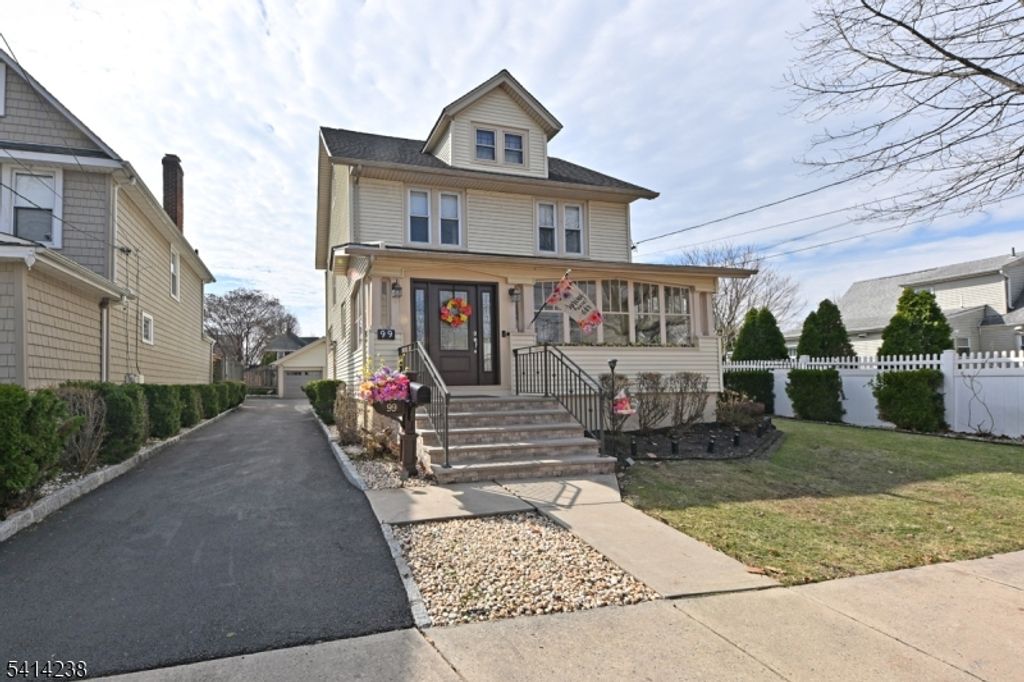 99 Christie St, Ridgefield Park Village, NJ 07660
