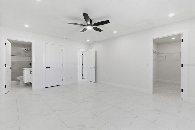 8205 TANGLEWOOD LANE, Tampa, FL 33615