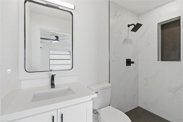 8205 TANGLEWOOD LANE, Tampa, FL 33615