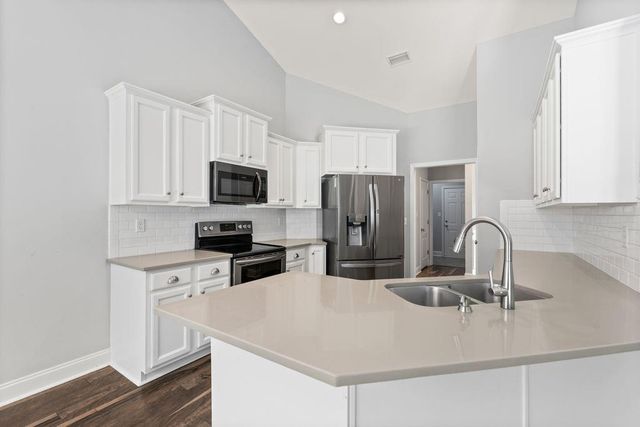 10343 Ronnie Byrd Lane S, Semmes, AL 36575