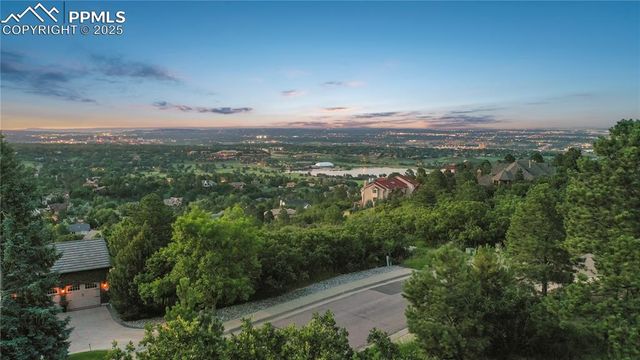 4490 Star Ranch Road, Colorado Springs, CO 80906
