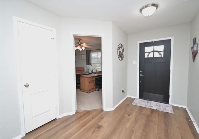 328 Saddlebrook Drive, Krum, TX 76249