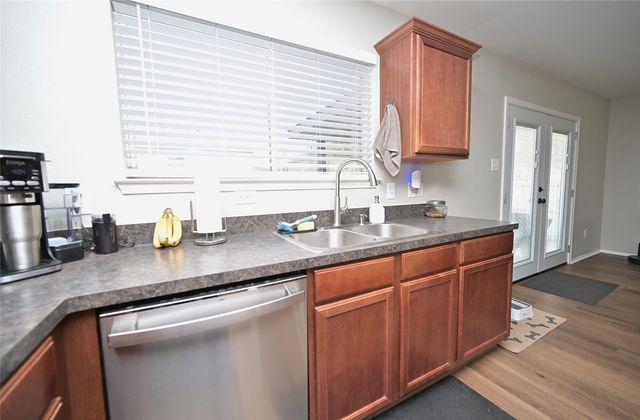 328 Saddlebrook Drive, Krum, TX 76249