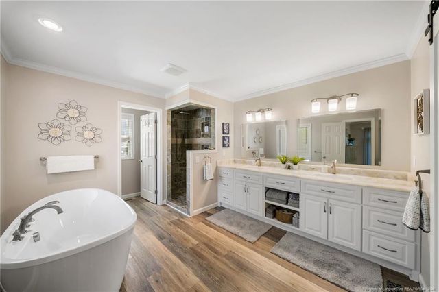 898 Long Iron Drive, Fayetteville, NC 28312