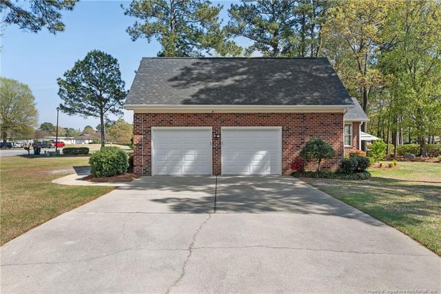 898 Long Iron Drive, Fayetteville, NC 28312