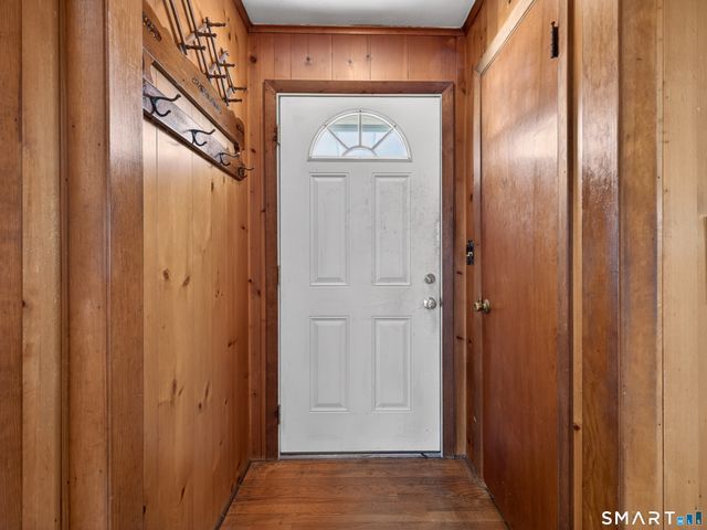 3 Helen Street, Norwich, CT 06360