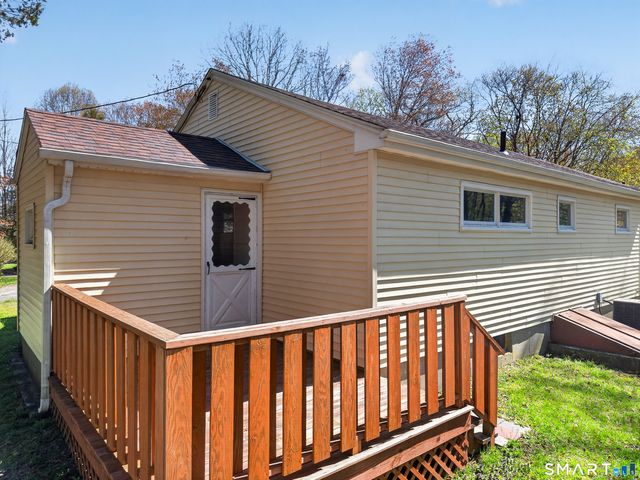 3 Helen Street, Norwich, CT 06360