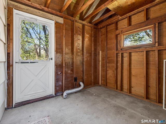 3 Helen Street, Norwich, CT 06360