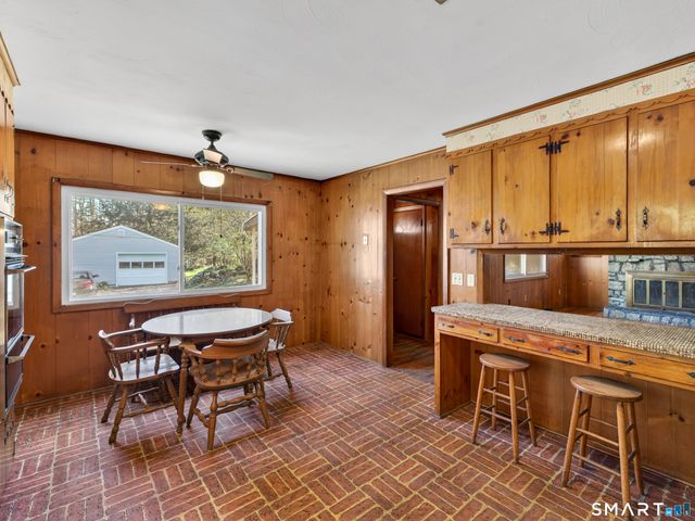 3 Helen Street, Norwich, CT 06360