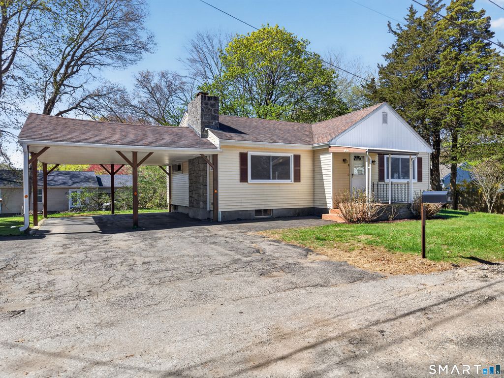 3 Helen Street, Norwich, CT 06360