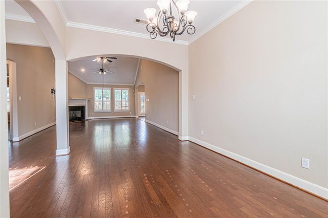 5114 E Jerad Drive, Houston, TX 77018