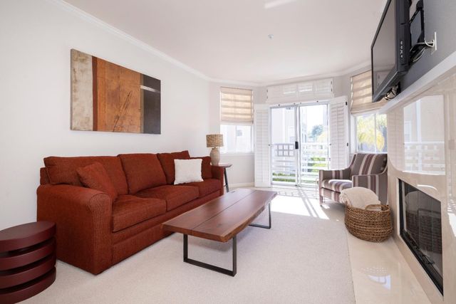 550 Ortega Avenue A214, Mountain View, CA 94040