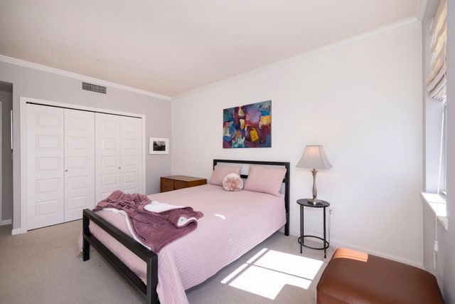 550 Ortega Avenue A214, Mountain View, CA 94040