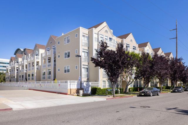 550 Ortega Avenue A214, Mountain View, CA 94040
