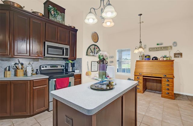 200 Milo Street, Dayton, TX 77535