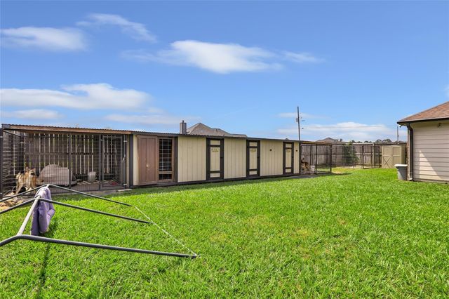 200 Milo Street, Dayton, TX 77535